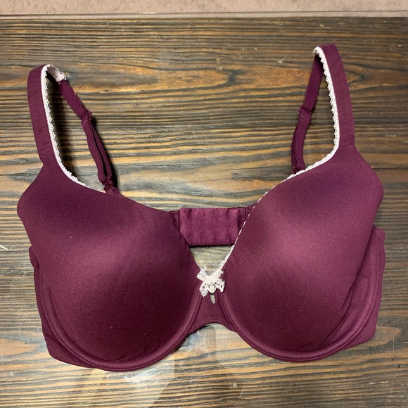Victoria's Secret Other - 34DD Body by Victoria lined perfect coverage bra.